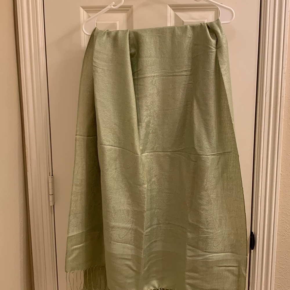 Pashmina in celery green. Never worn